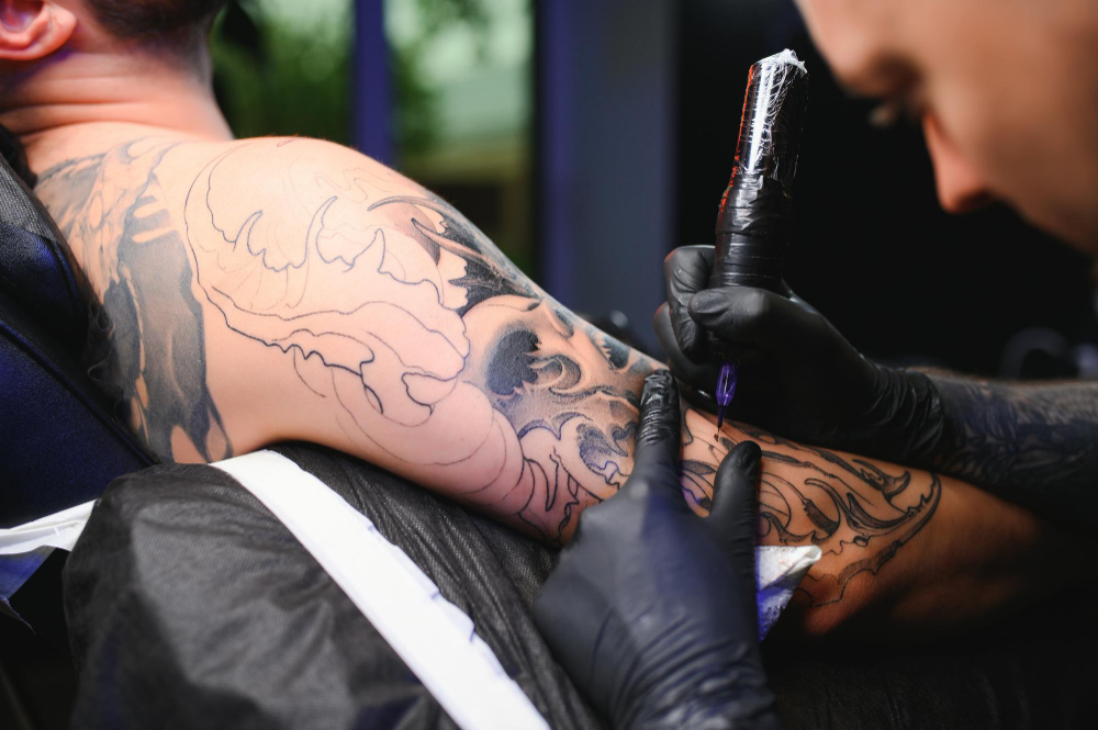 The Ultimate Guide to Walk-in Tattoos